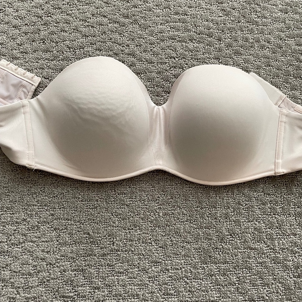 SOMA Stunning Starlet Strapless bra